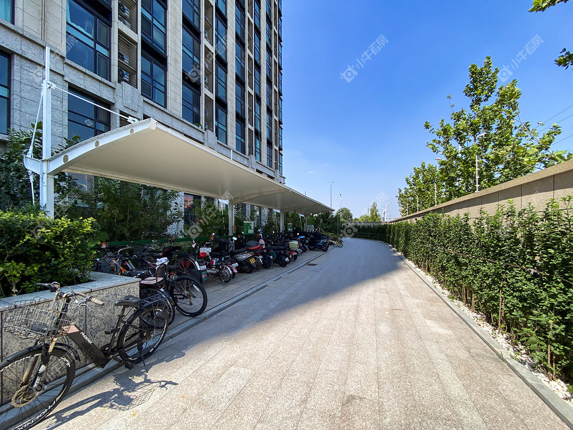 北京银河中心在售新楼盘实景图